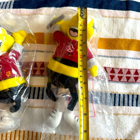 🌻5/$30🌻 ROOTS Vintage Plush Olympics Swimmer Bee and Relay Bee - Picture 4 of 6